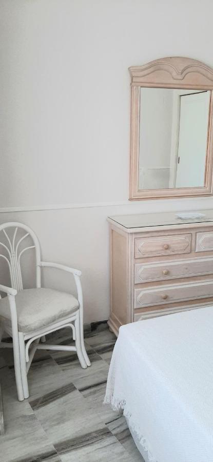 Apartamento Realengo Sevilla Екстериор снимка